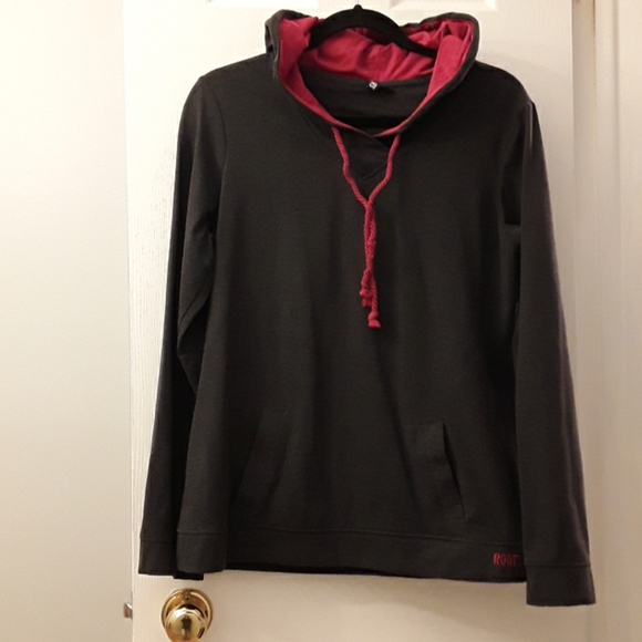 Roots hoodie L